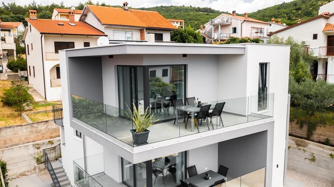 Villa Apartments Lela Rabac Bagian luar foto