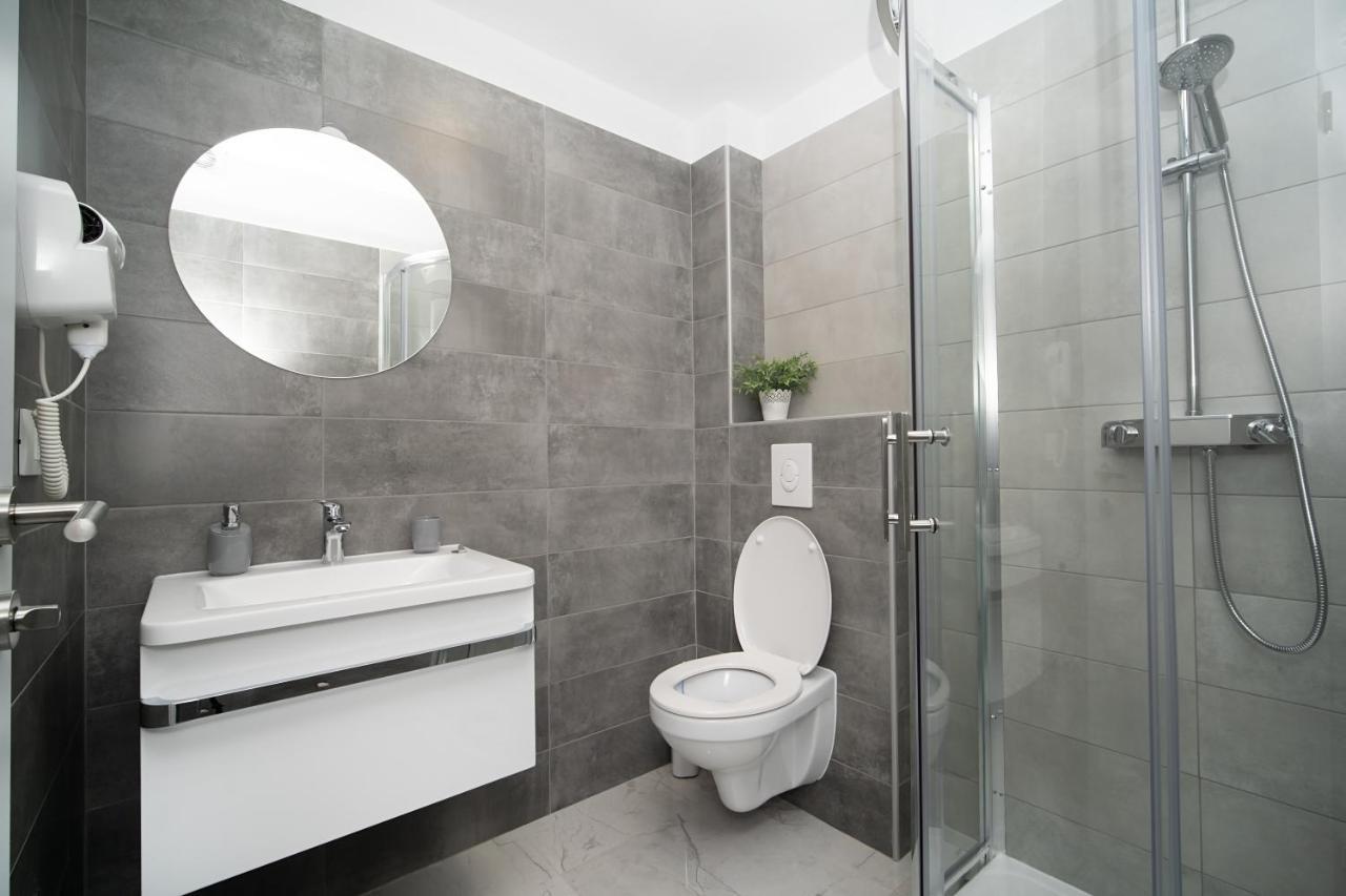 Villa Apartments Lela Rabac Bagian luar foto