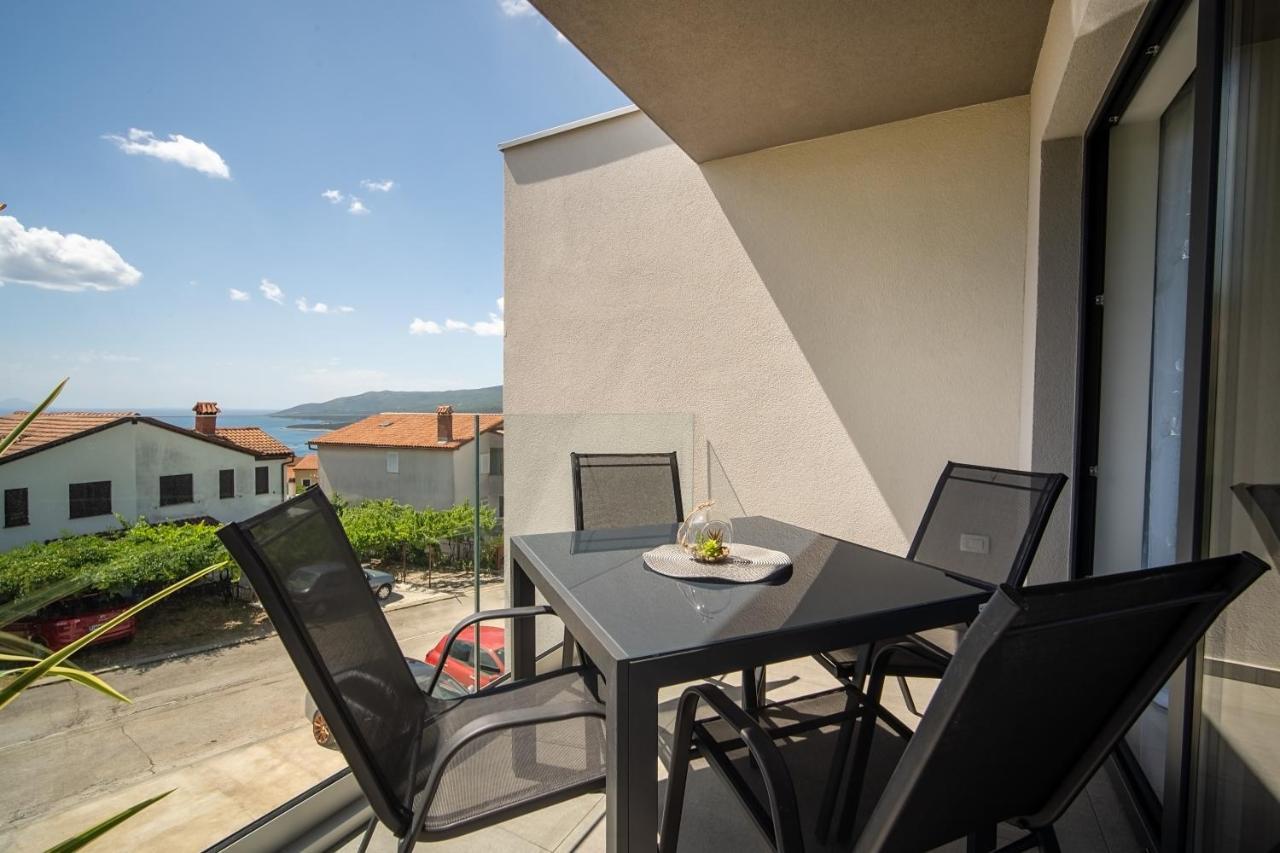 Villa Apartments Lela Rabac Bagian luar foto